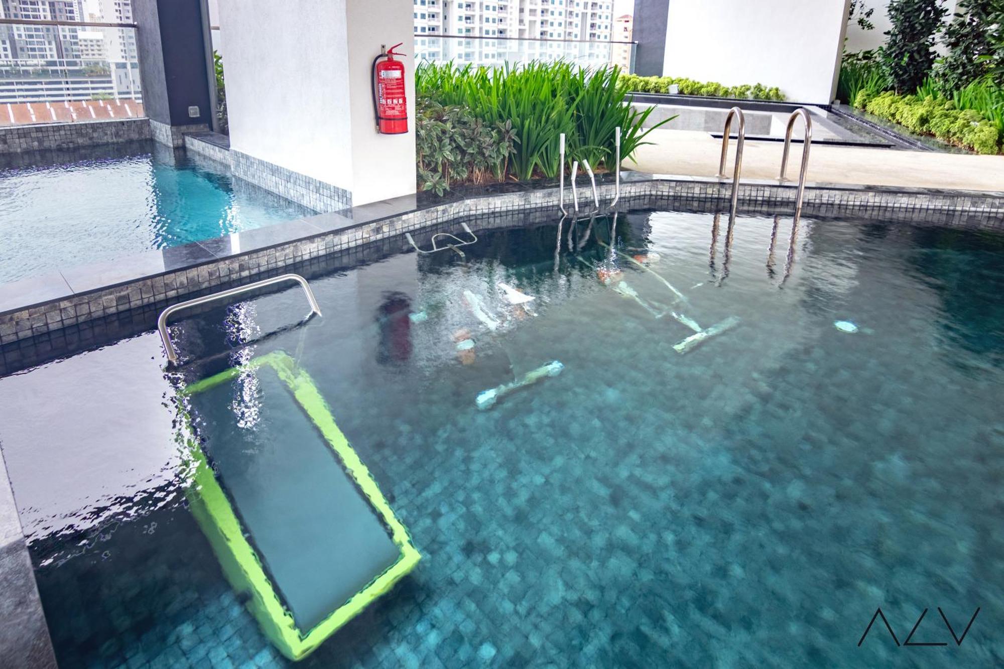 Urban Suites, Spectre Collection By Stellar Alv Jelutong Ngoại thất bức ảnh